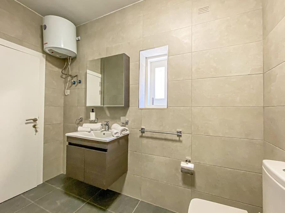 Lovely 1- Bedroom Apartment In Floriana Exterior foto